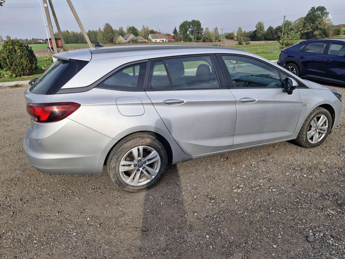Opel Astra, Универсал