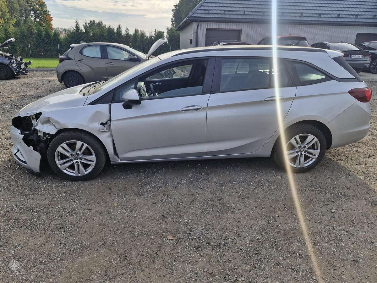 Opel Astra, Универсал
