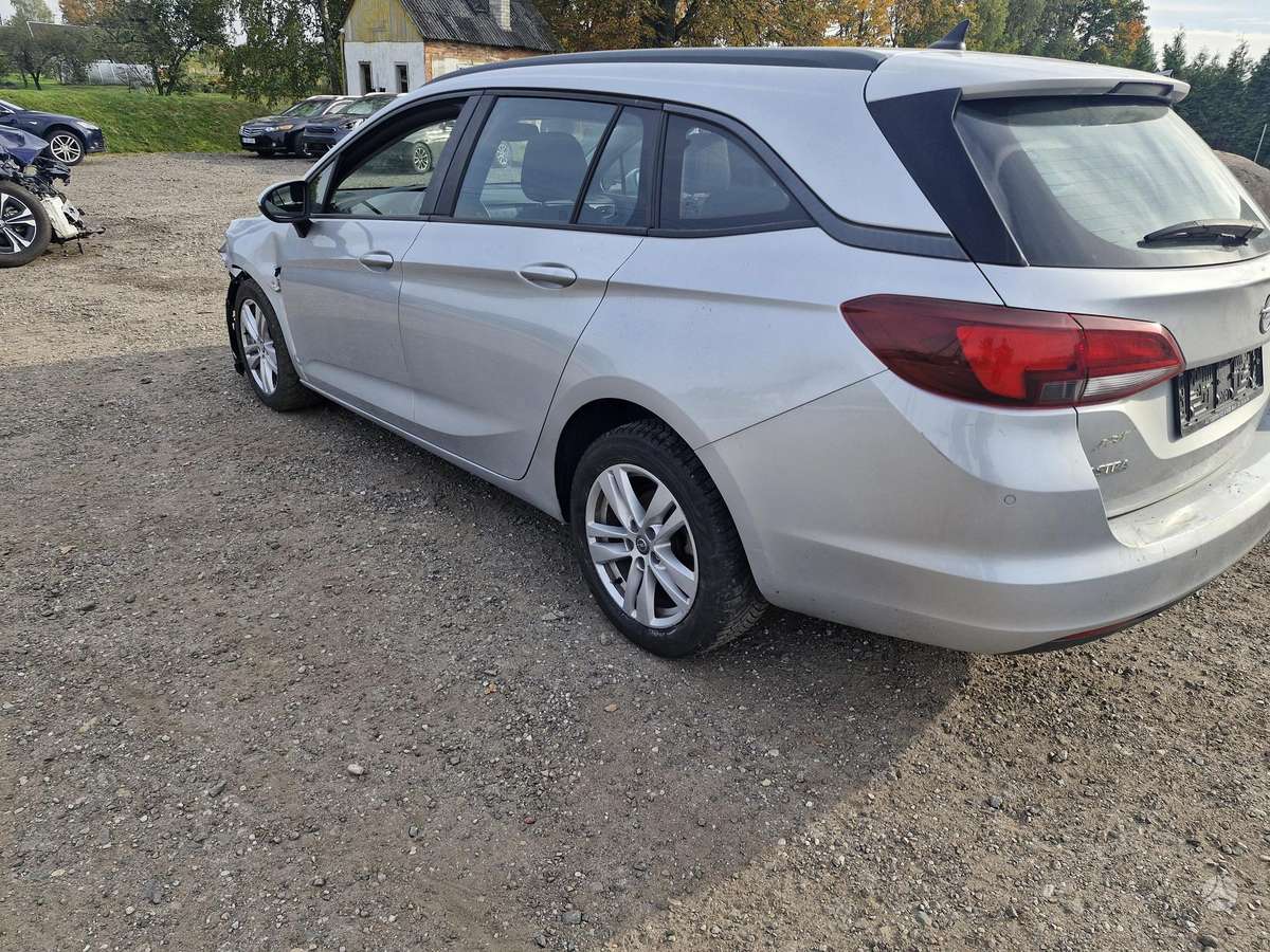 Opel Astra, Универсал