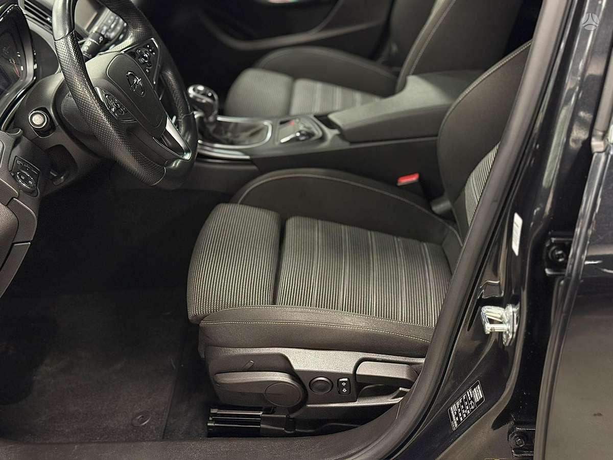Opel Insignia, 2.0 l., Универсал