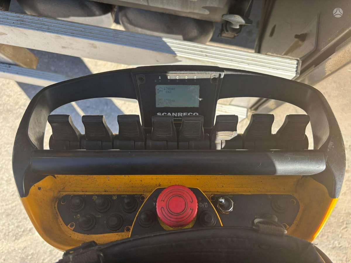 Volvo FM 460 6x2*4, su kranu