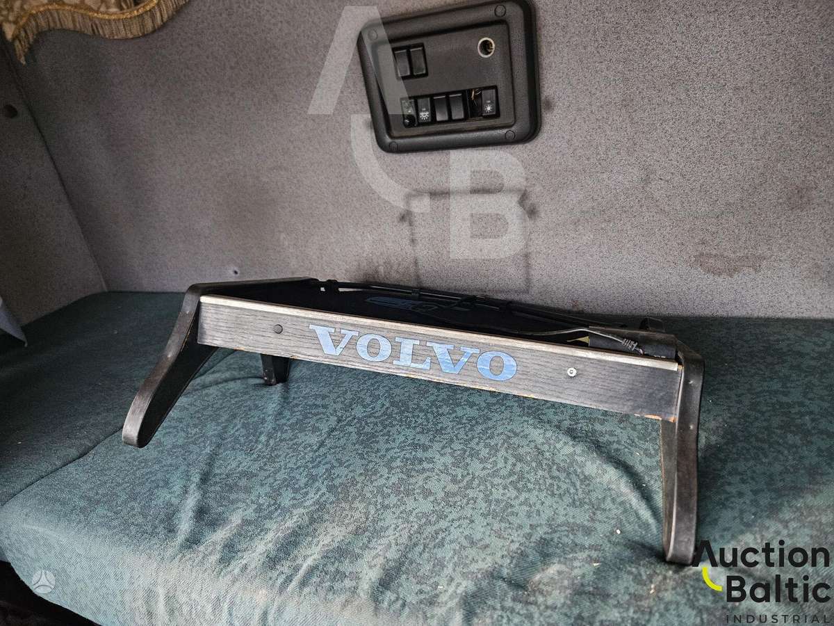 Volvo FH12, шасси