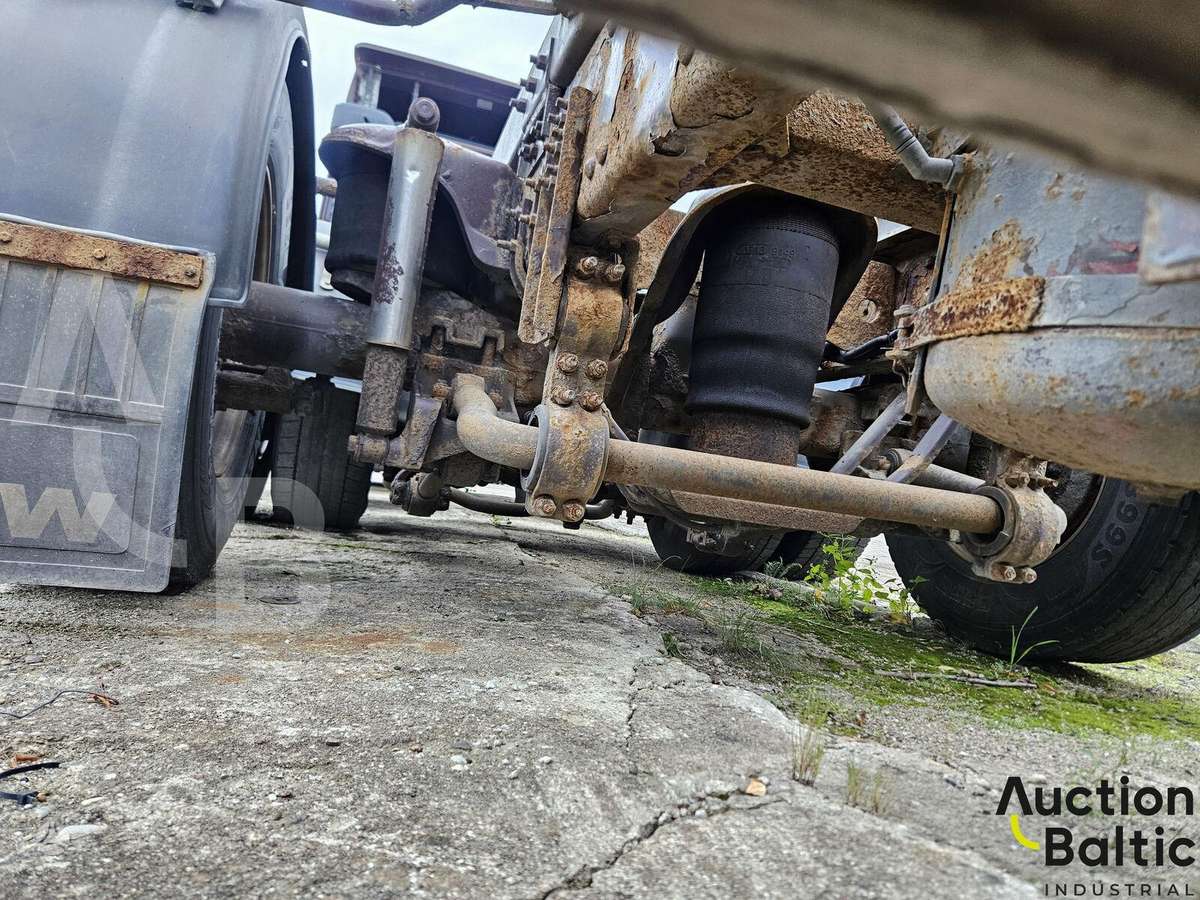 Volvo FH12, cab-chassis trucks