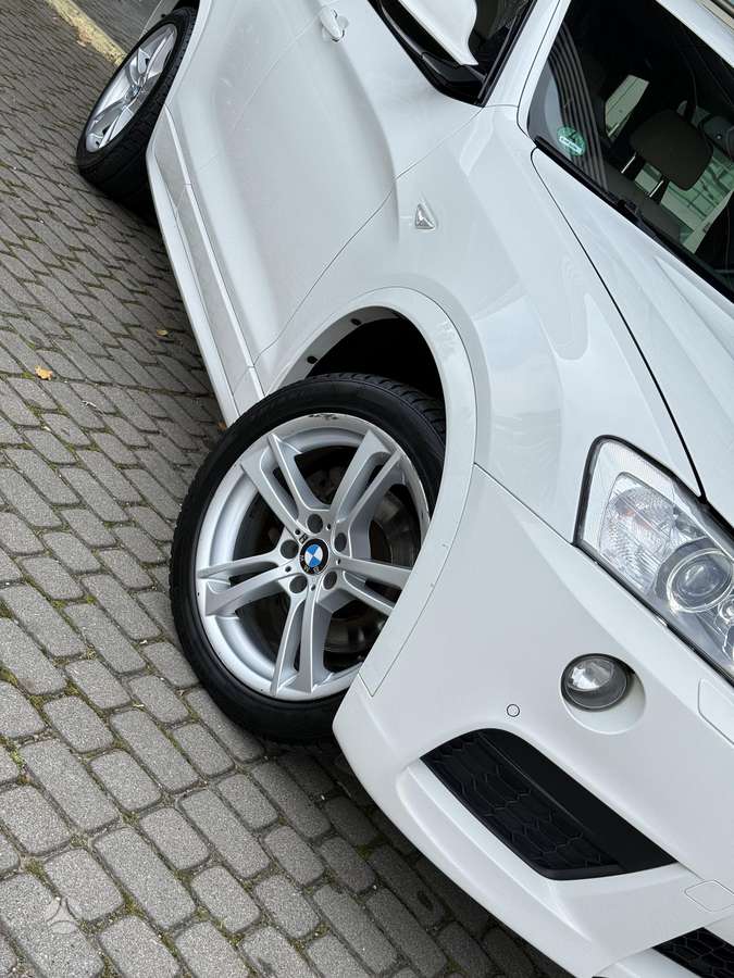 BMW X3, 3.0 l., off-road / crossover