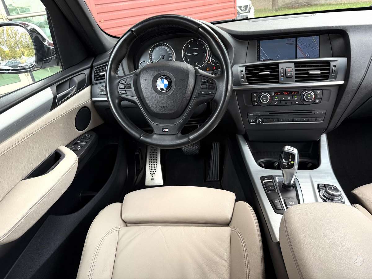 BMW X3, 3.0 l., off-road / crossover