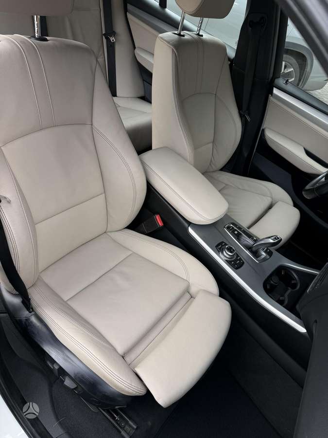 BMW X3, 3.0 l., off-road / crossover