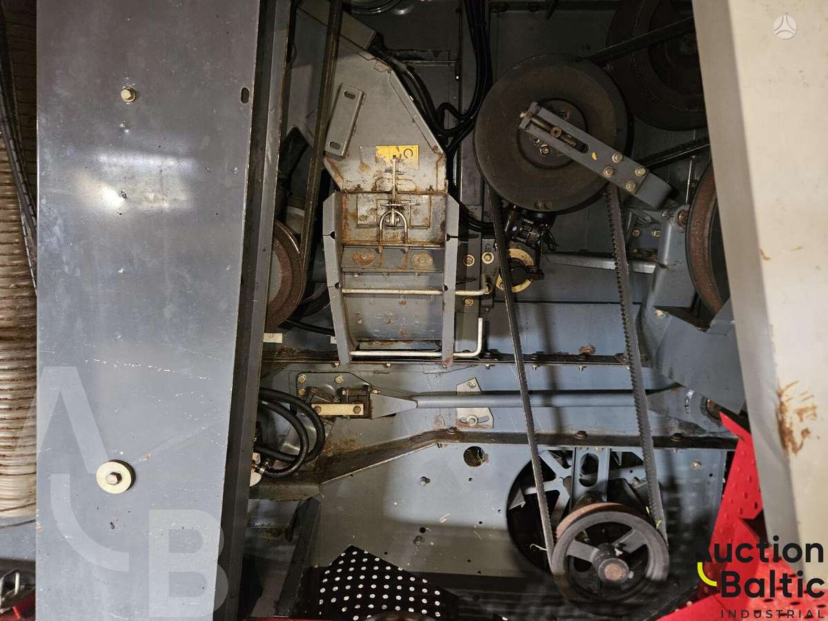 Massey Ferguson 7256, kombainai