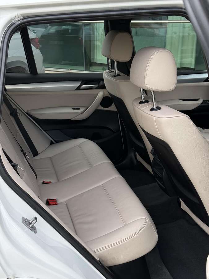 BMW X3, 3.0 l., off-road / crossover