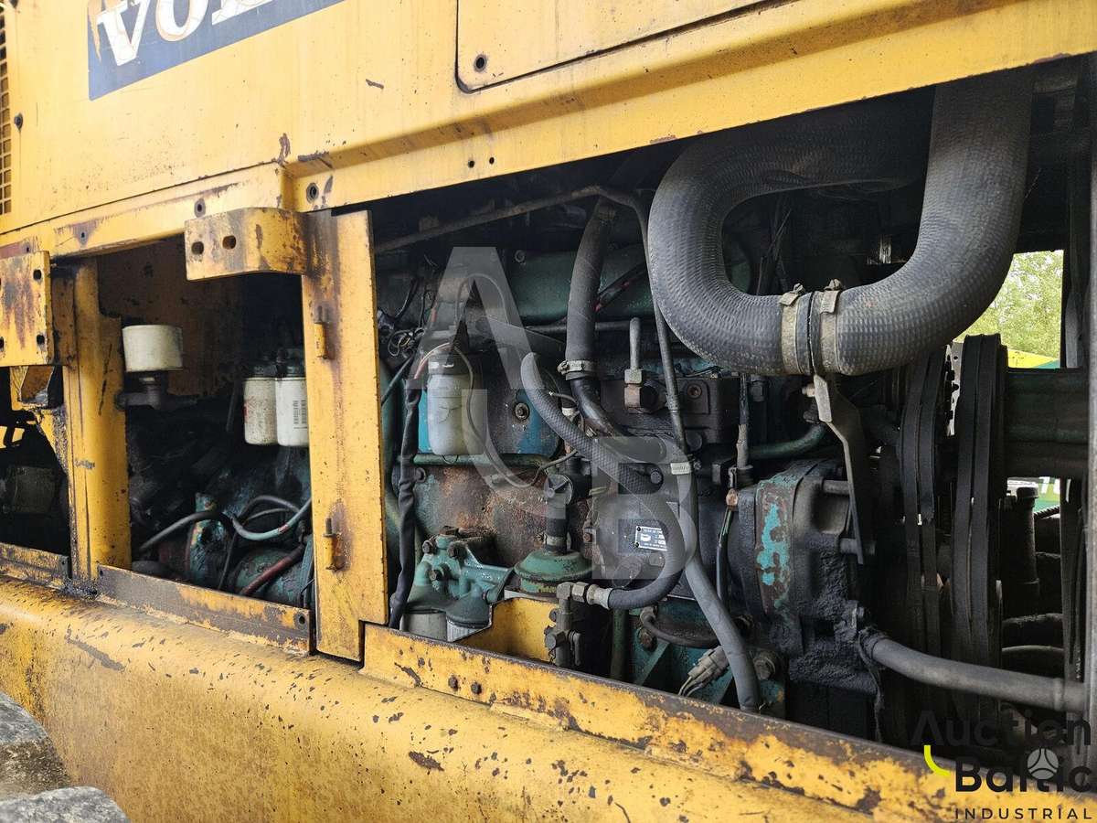 Volvo BM 4600, frontaliniai krautuvai