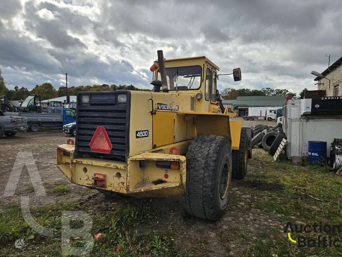 Volvo 4500, frontaliniai krautuvai