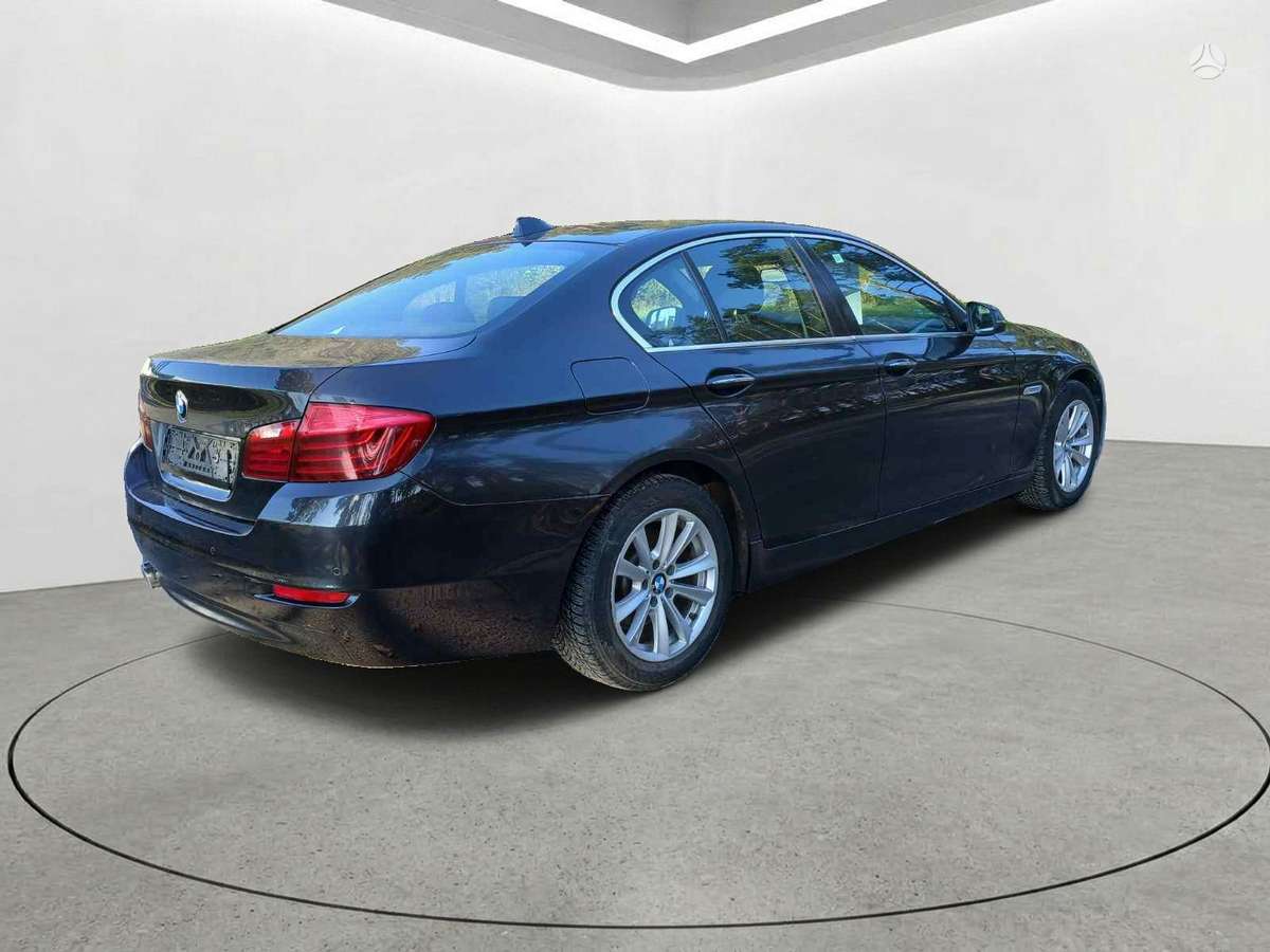 BMW 520, 2.0 l., Седан