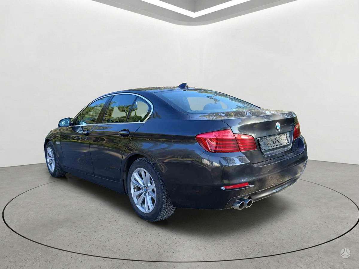 BMW 520, 2.0 l., Седан