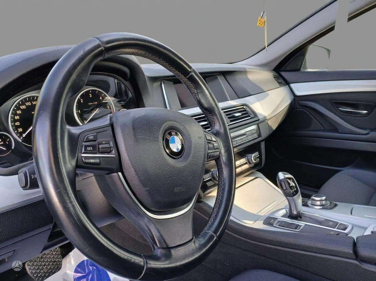 BMW 520, 2.0 l., Седан