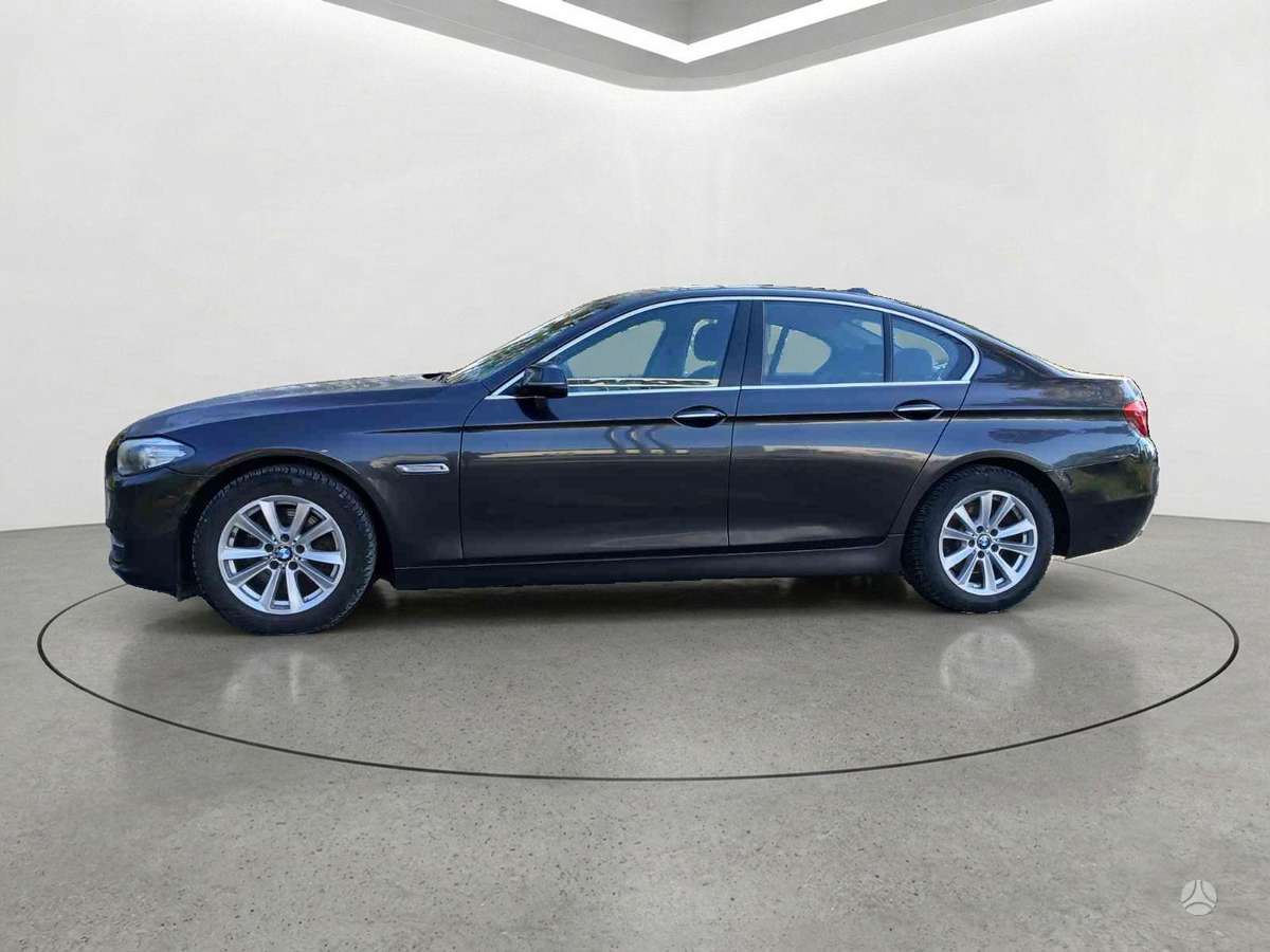 BMW 520, 2.0 l., Седан