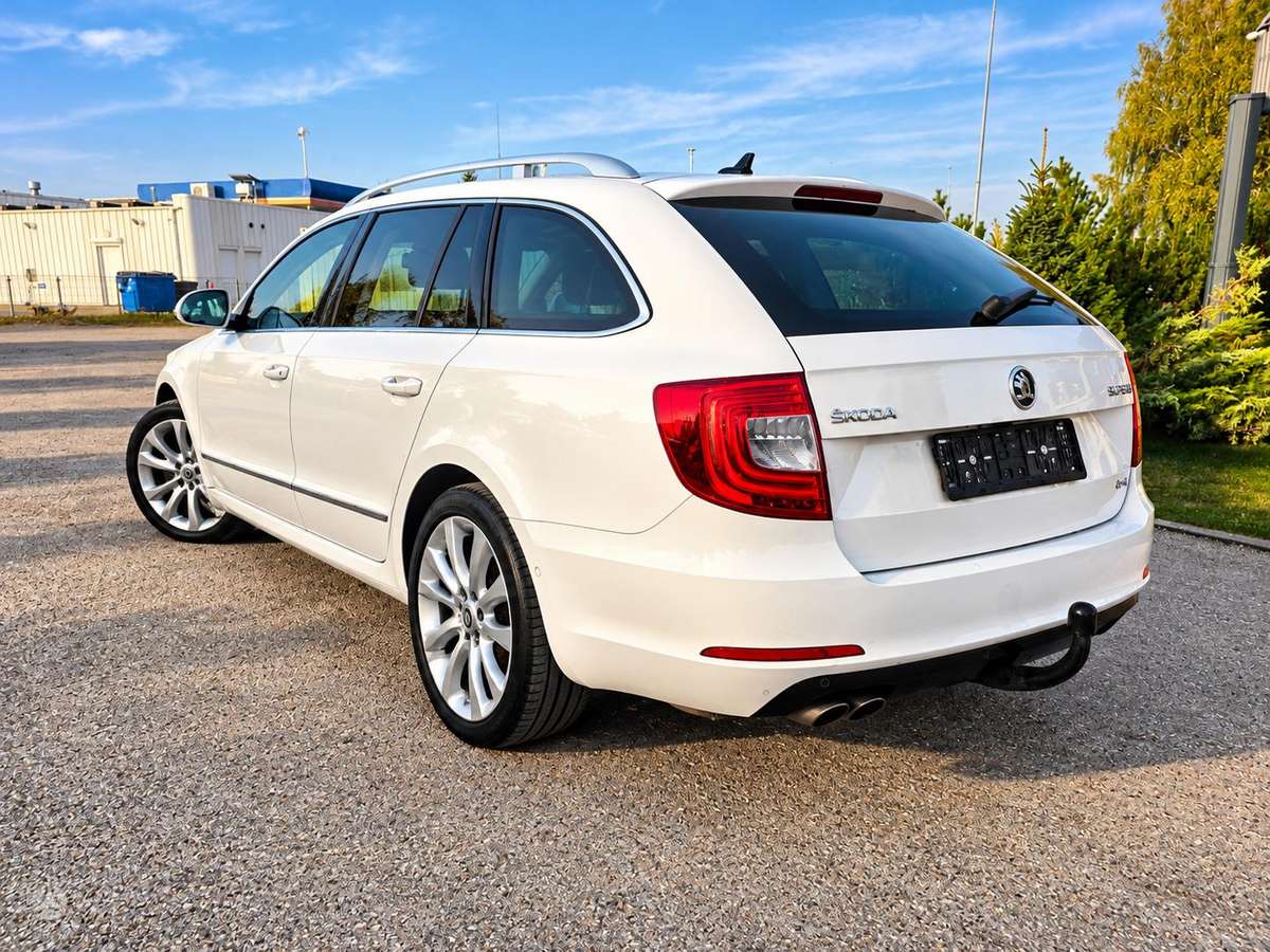 Skoda Superb, 2.0 l., universalas