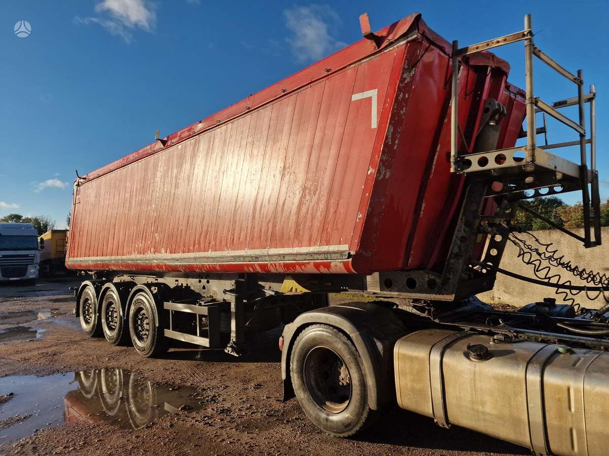 Schmitz SKI 24.8.2, dumper / tipper