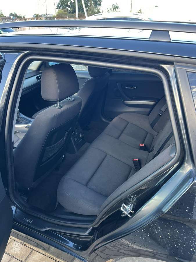 BMW 320, 2.0 l., wagon