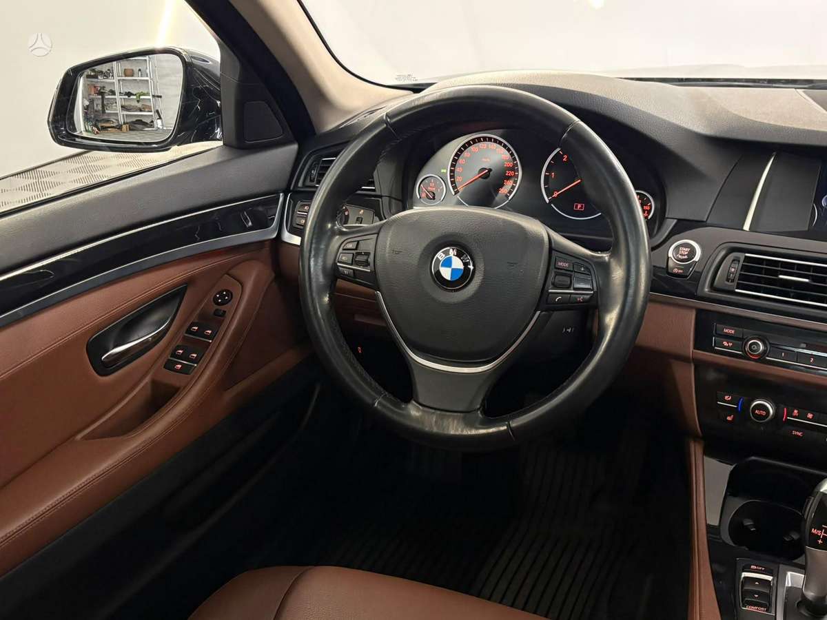 BMW 520, 2.0 l., wagon