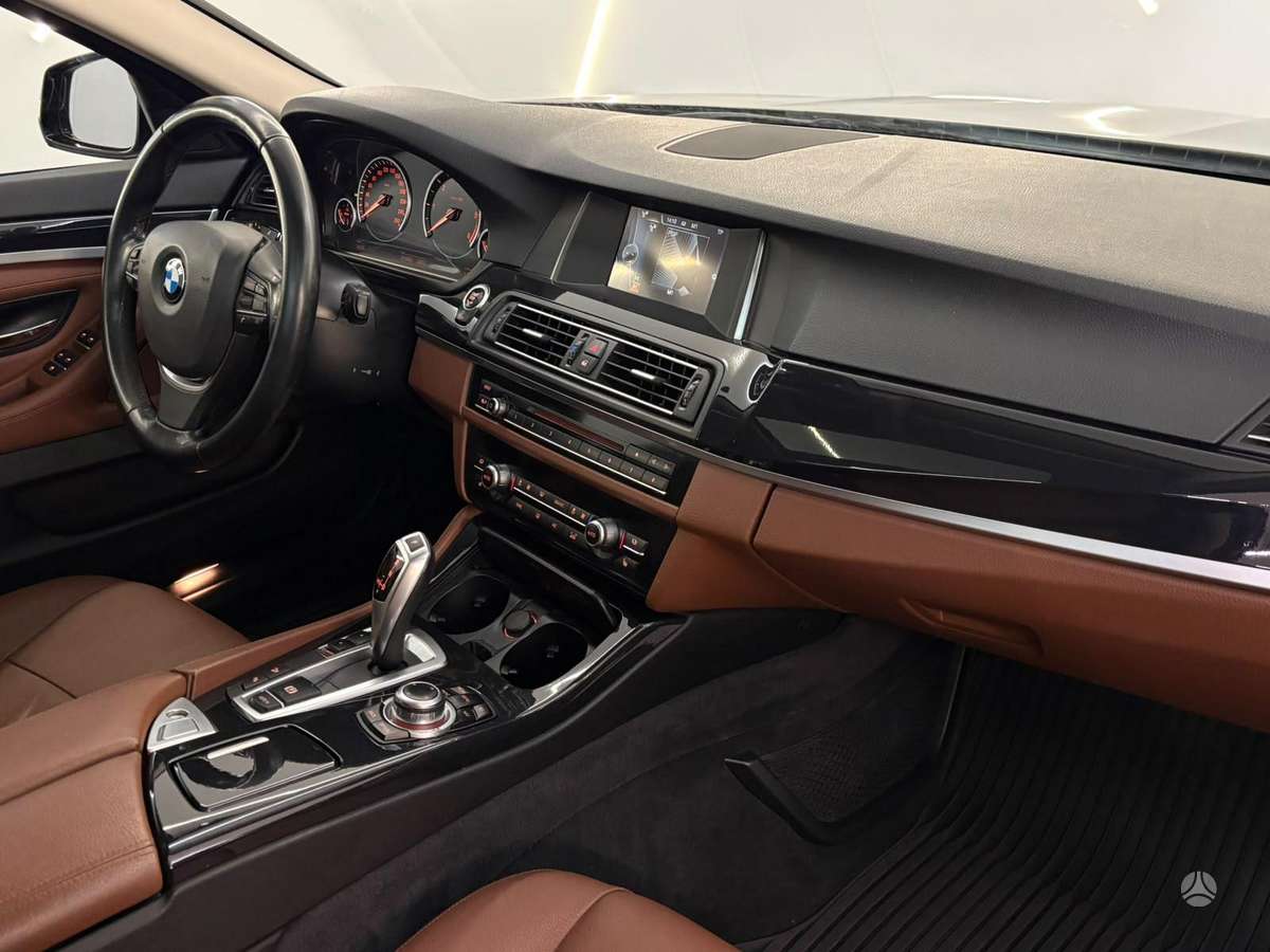 BMW 520, 2.0 l., wagon