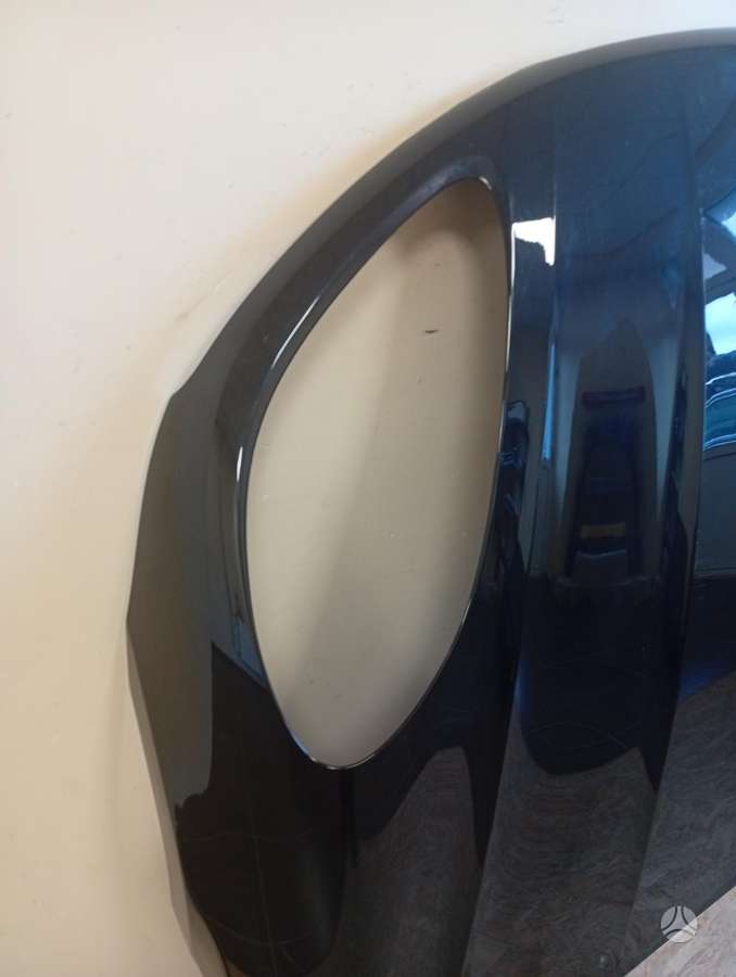 Porsche Macan hood (front, rear), doors