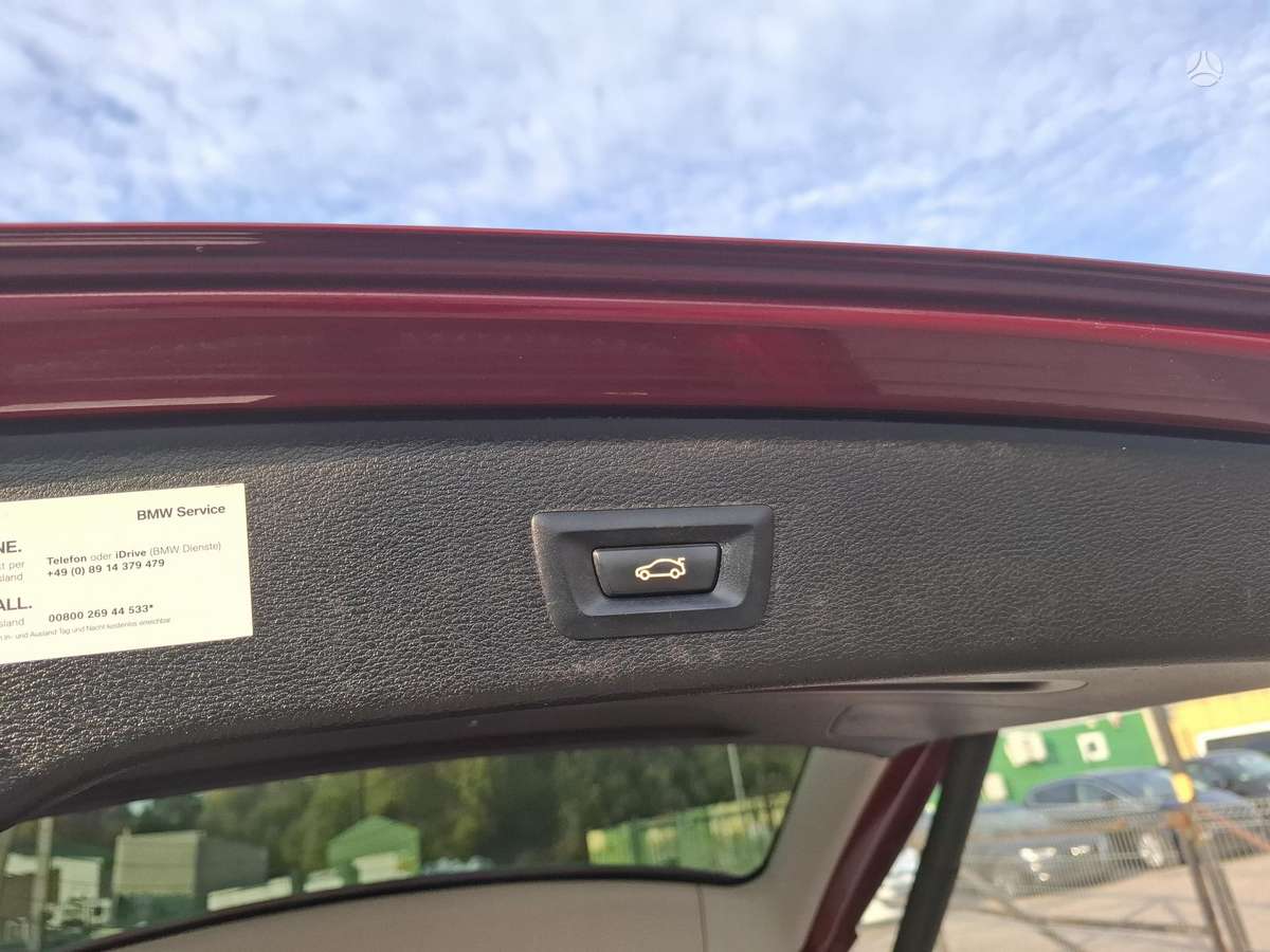 BMW X3, 2.0 l., off-road / crossover