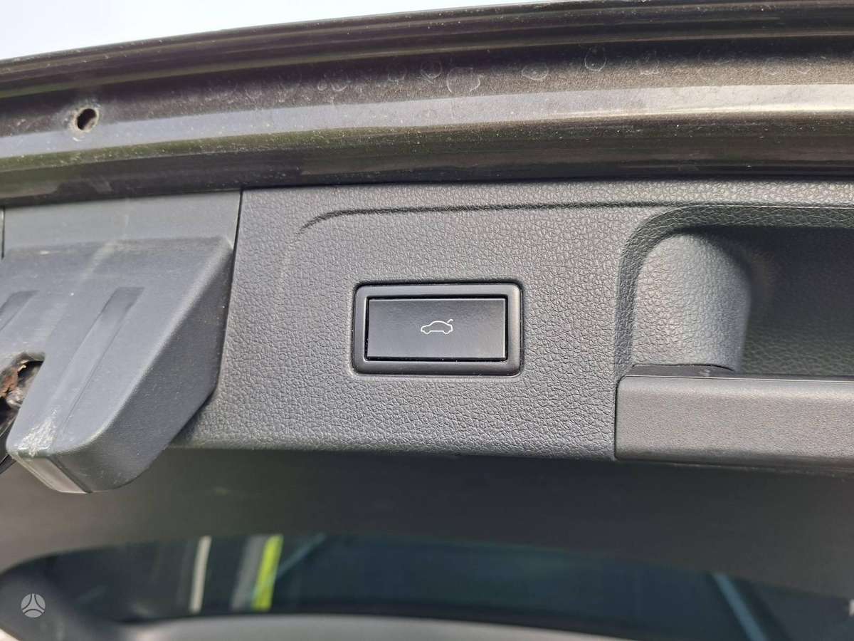 Volkswagen Passat, 2.0 l., Универсал