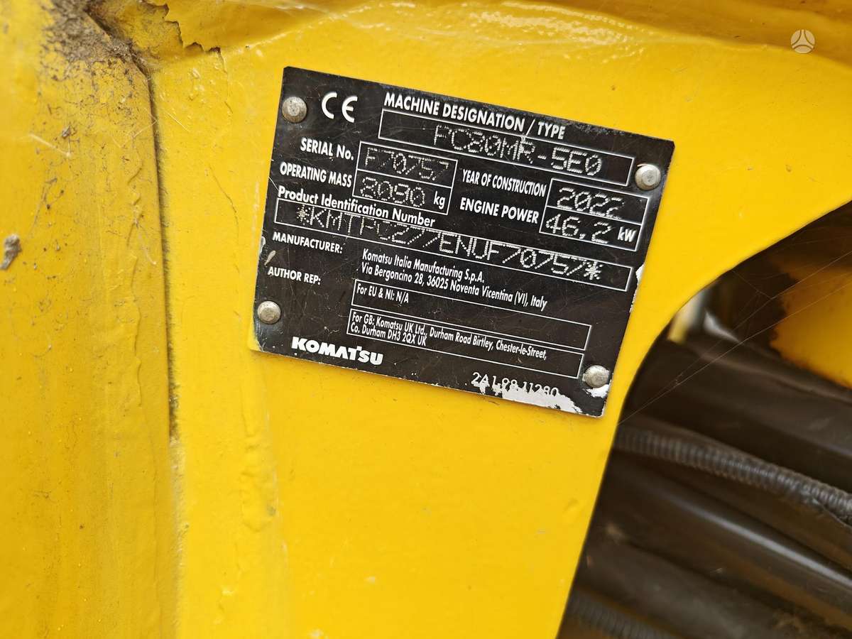 Komatsu PC80MR-5E0, mini excavator