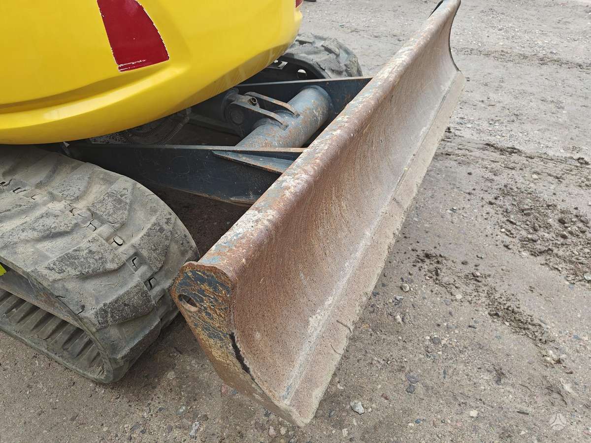 Komatsu PC80MR-5E0, мини-экскаваторы