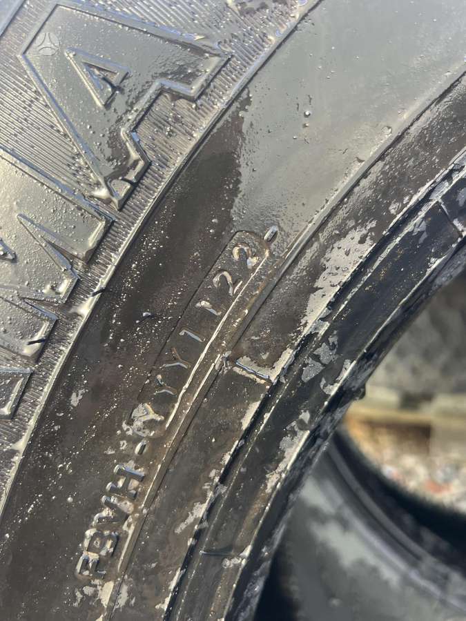 Yokohama, всесезонные 385/55 R22,5