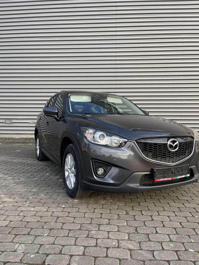 Mazda CX-5, 2.2 l., off-road / crossover