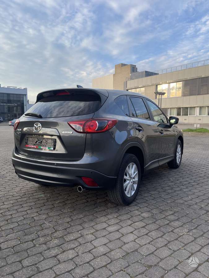 Mazda CX-5, 2.2 l., off-road / crossover