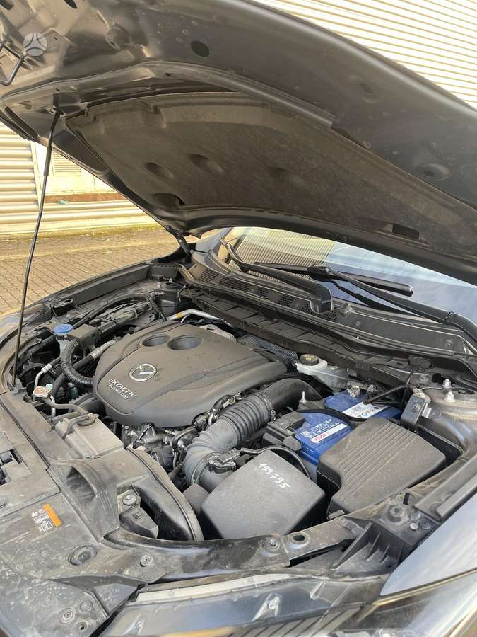 Mazda CX-5, 2.2 l., off-road / crossover