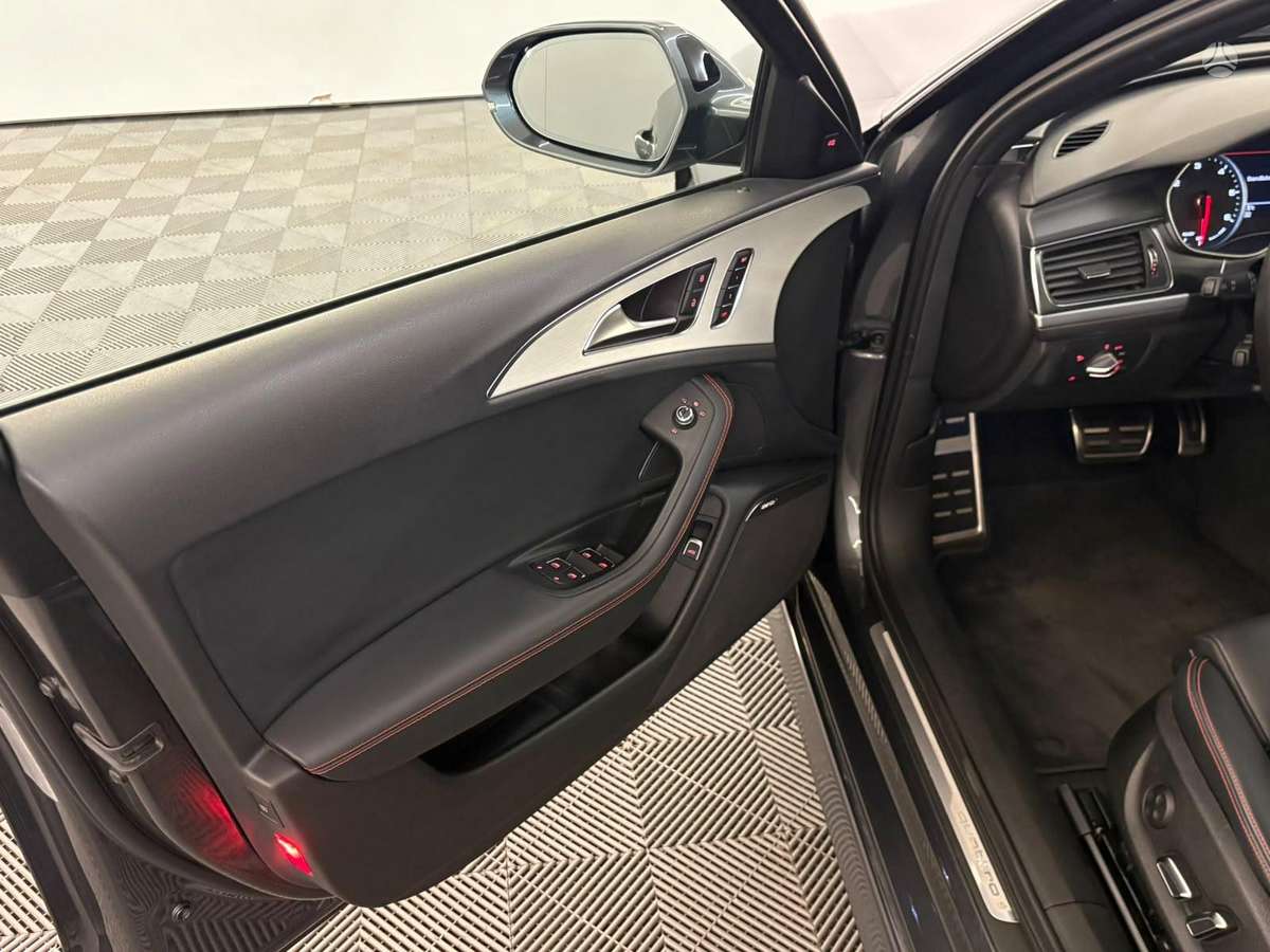 Audi A6, 3.0 l., universalas