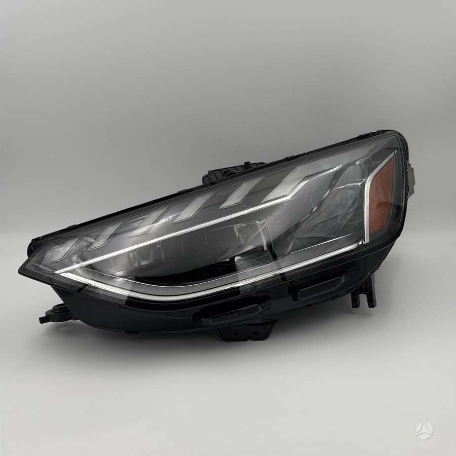 Audi A4, 8W0941033F, lights