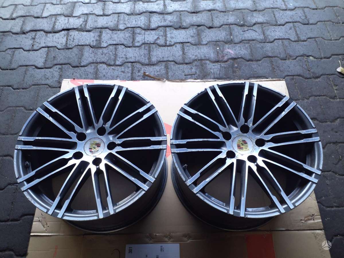 Porsche PANAMERA, light alloy, R20
