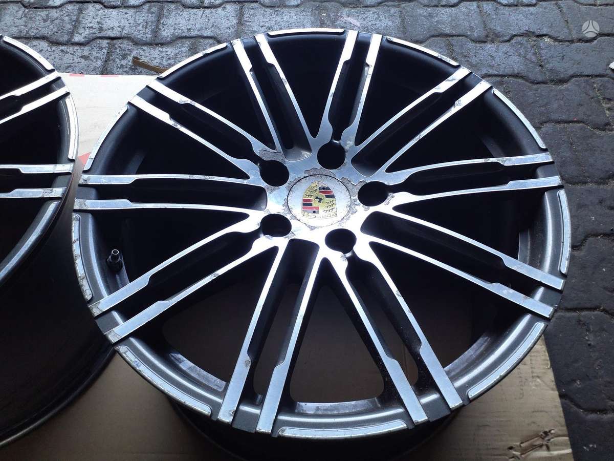 Porsche PANAMERA, light alloy, R20