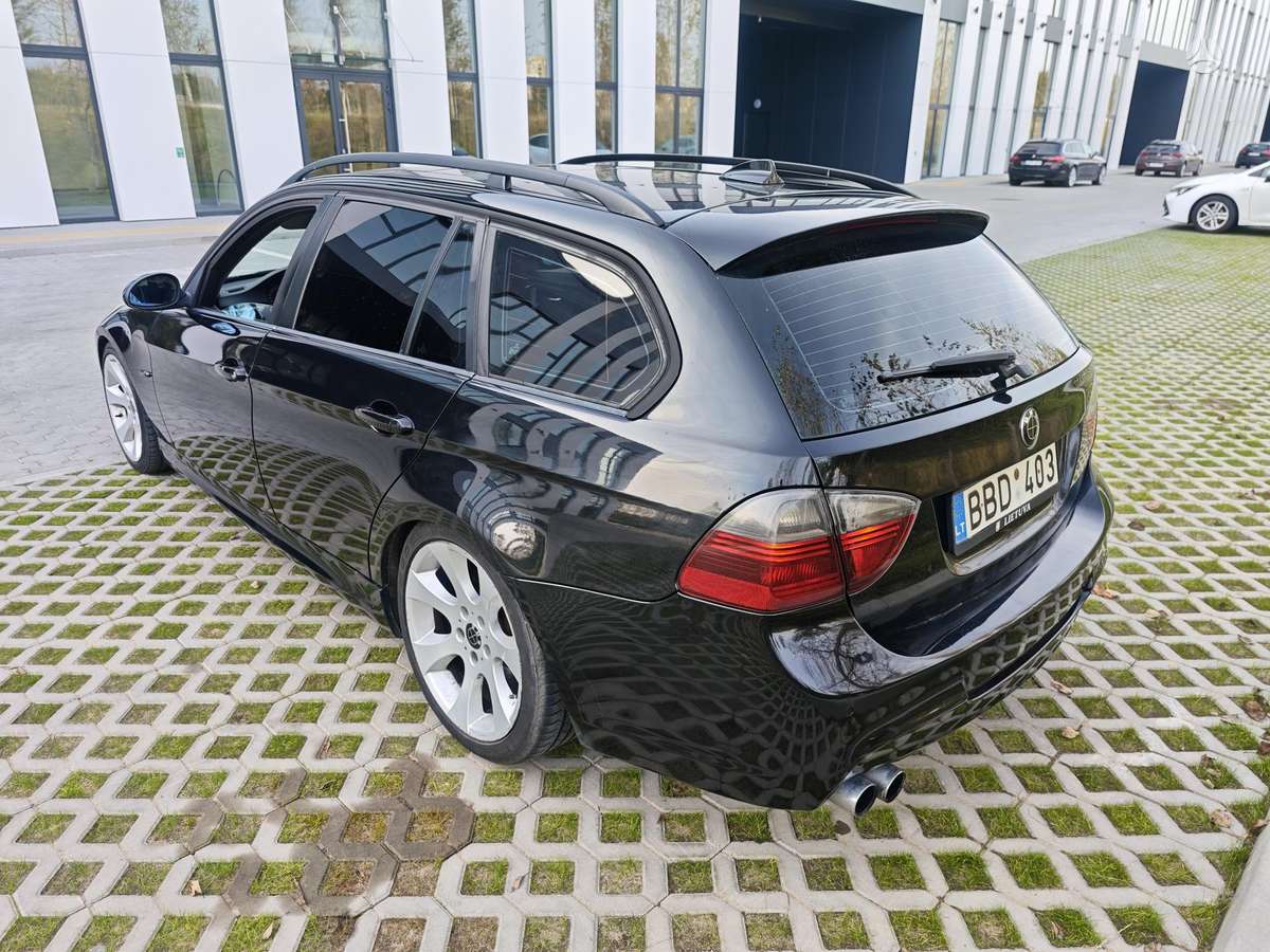BMW 330, 3.0 l., Универсал