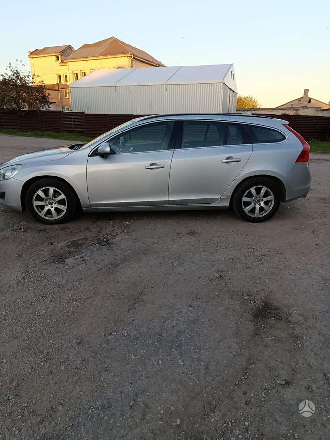 Volvo V60, 2.0 l., universalas