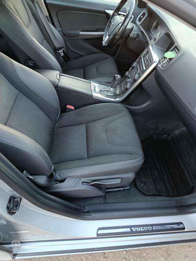 Volvo V60, 2.0 l., wagon