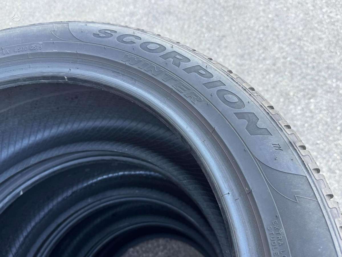 Pirelli SCORPION WINTER XL, winter 295/40 R21