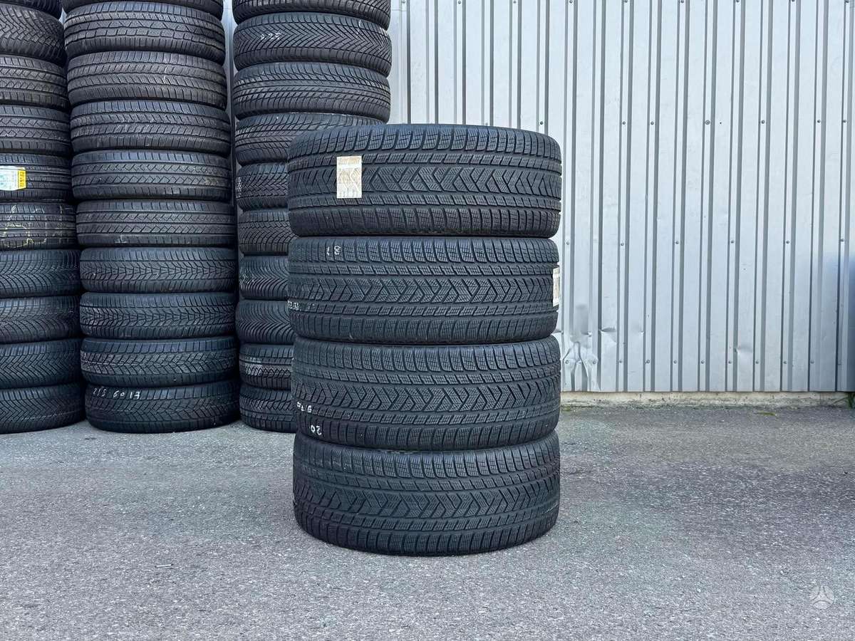 Pirelli SCORPION WINTER XL, winter 285/45 R21