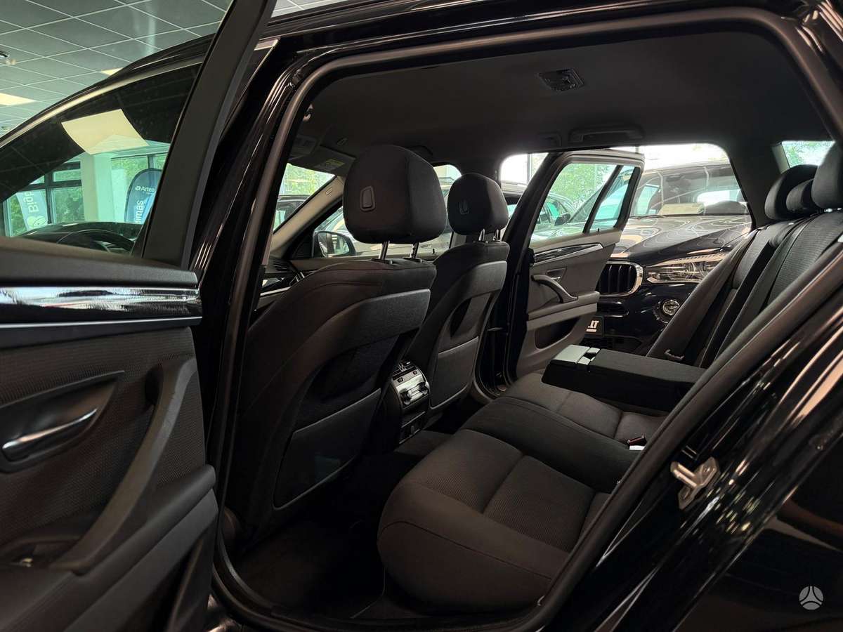 BMW 520, 2.0 l., universalas