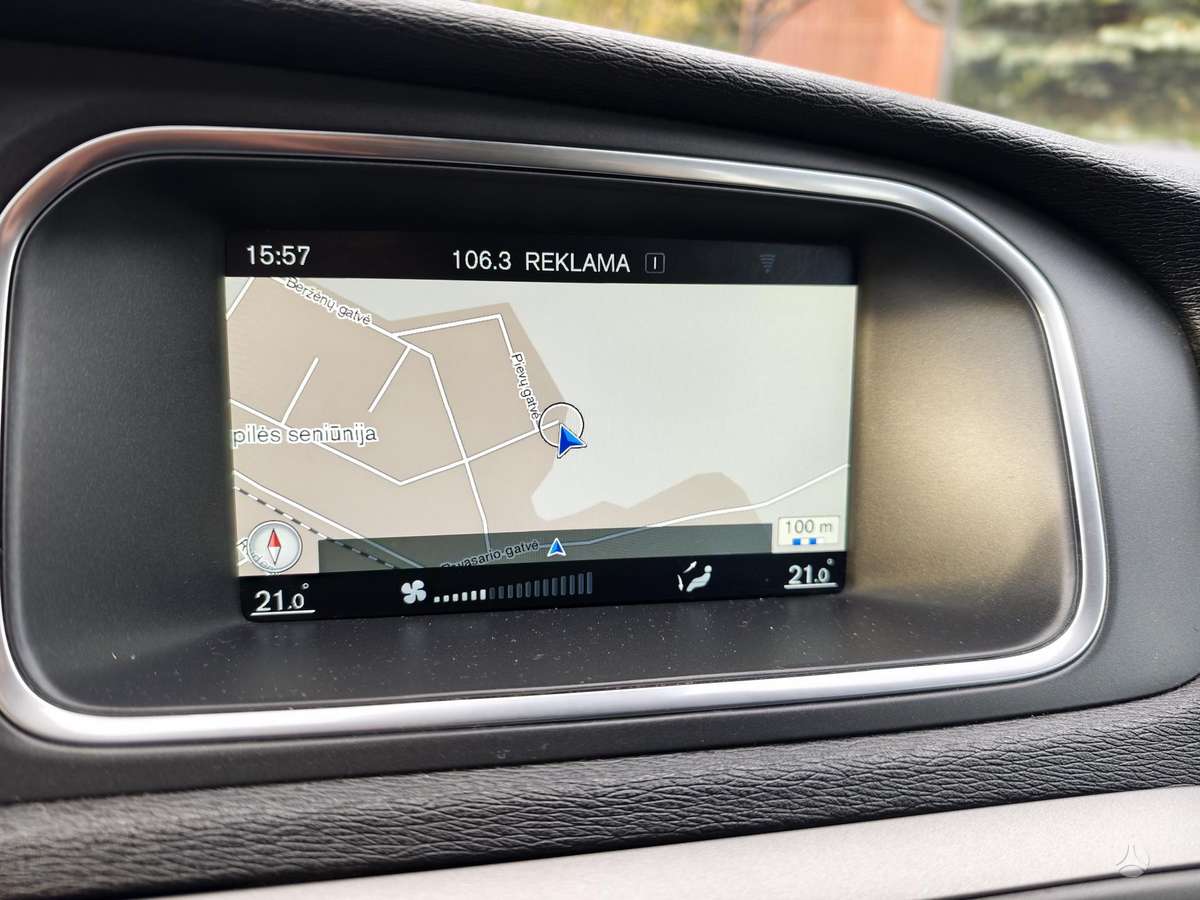 Volvo V40, 2.0 l., hatchback