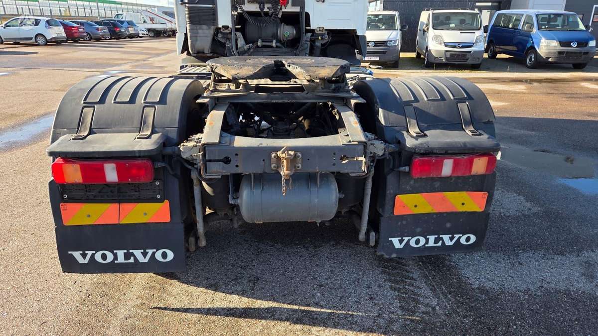 Volvo FMFHE5, single sleeper