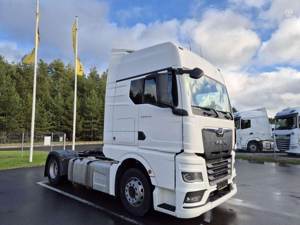 MAN TGX, double sleeper
