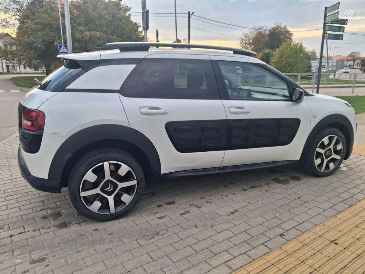 Citroen C4 Cactus, 1.6 l., hatchback