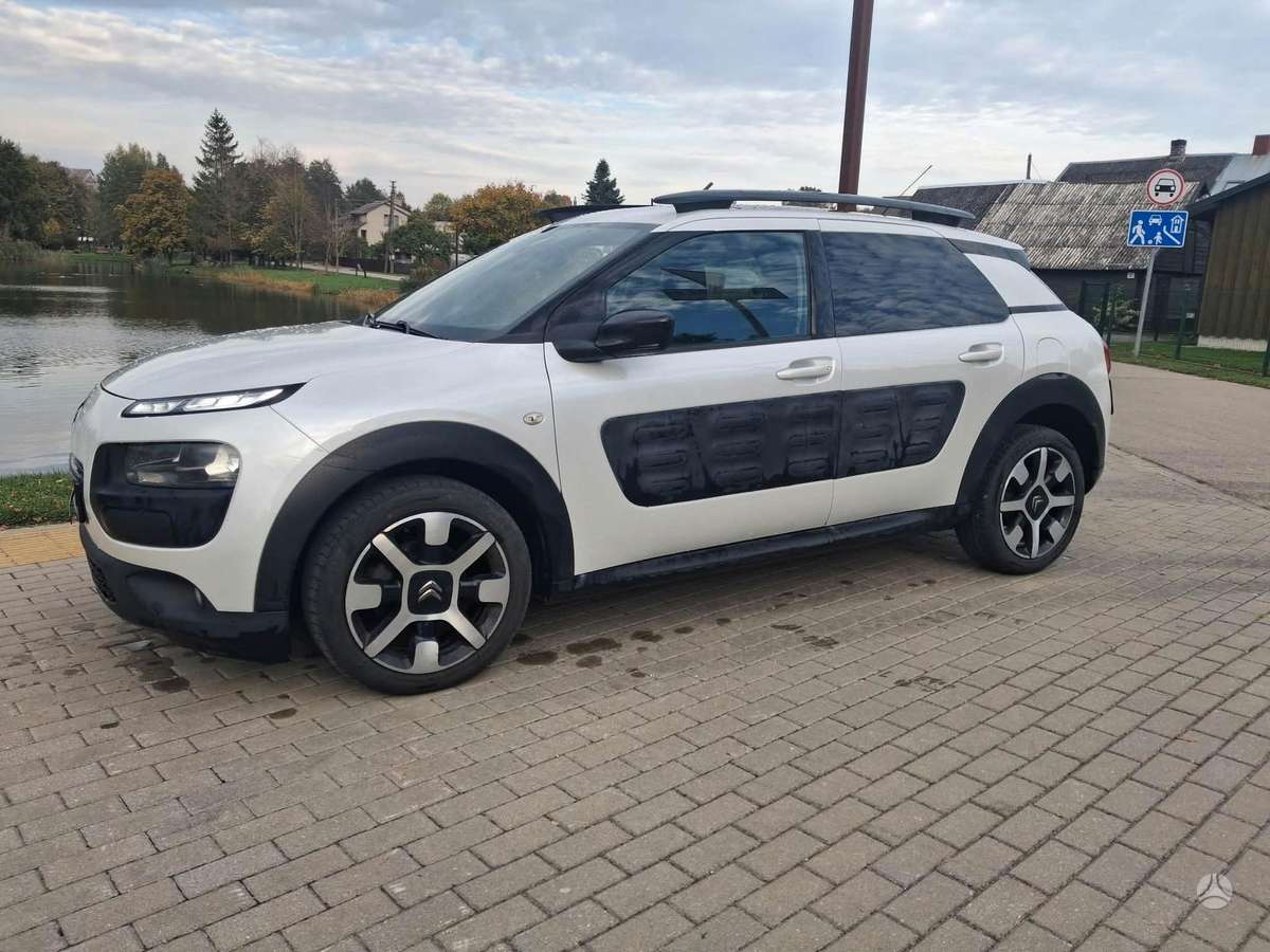 Citroen C4 Cactus, 1.6 l., hatchback