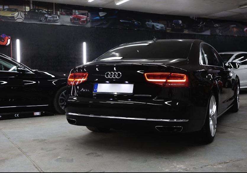 Audi A8, 3.0 l., Седан
