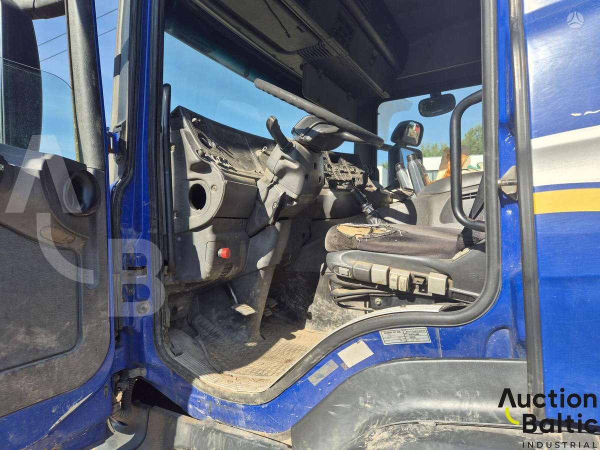 Scania P 124 CB, самосвалы