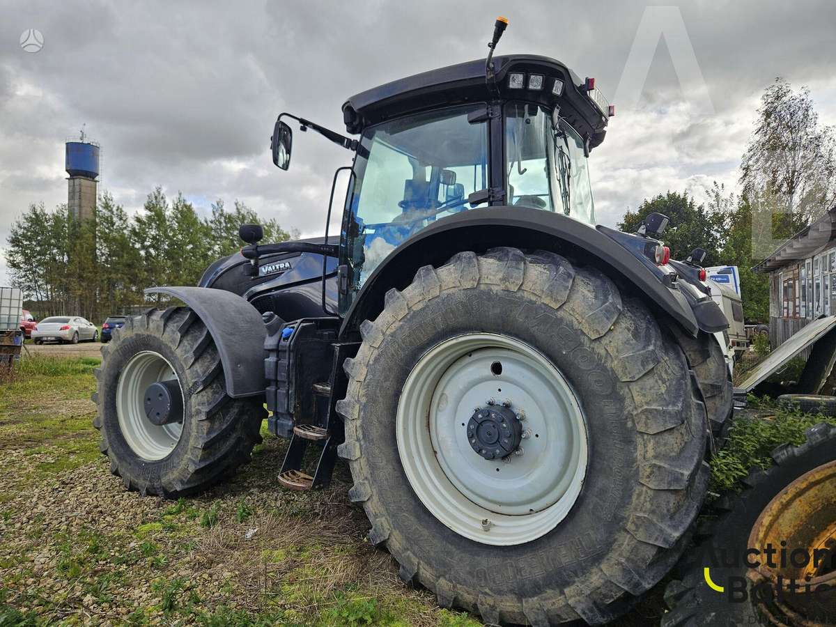 Valtra S 374, traktoriai
